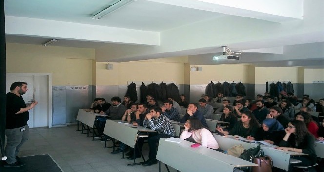 Erciyes Teknopark, Üniversite Öğrencilerini Tübitak Lisans Destekleri Programı Hakkında Bilgilendiriyor