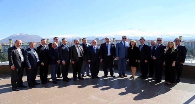 Slovakya Büyükelçisi Turenicova’dan KAYSO’ya Ziyaret