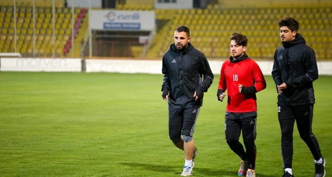 Evkur Yeni Malatyaspor, şampiyonluğa inanıyor