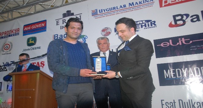 İHA’ya ’Duayen Gazetecilik’ ödülü