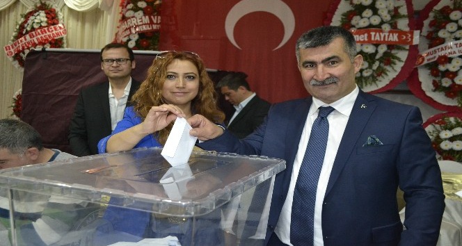 MHP Kozan İlçe Başkanı Nihat Atlı güven tazeledi