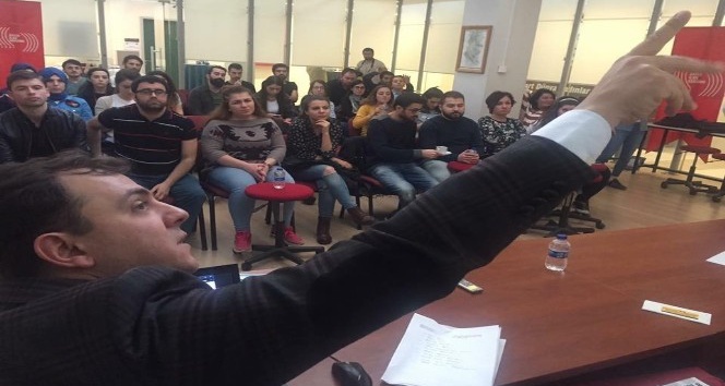 İHA Bölge Müdürü Altıkardeş, genç gazetecilere tecrübelerini anlattı...
