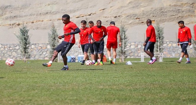 Evkur Yeni Malatyaspor galibiyet parolasıyla hazırlanıyor