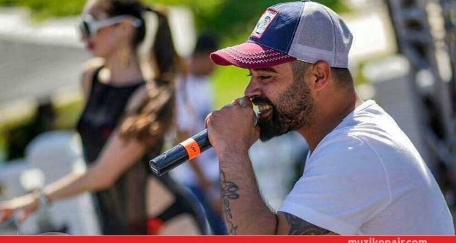 Alexone 3 Adım Müzik ile Anlaştı