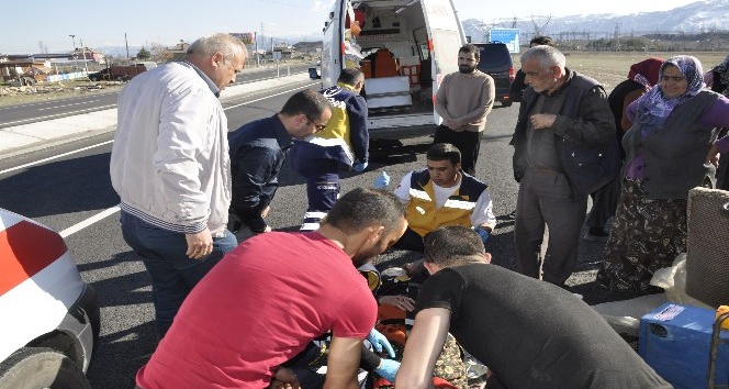 Konya’da triportör devrildi: 2 yaralı