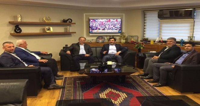 AK Partili Salih Koca’dan, Başkan Özgüven’e ziyaret