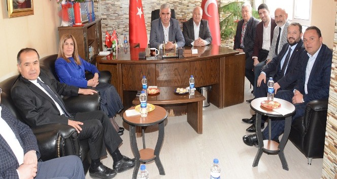 Aksaray AK Parti’den MHP’ye birlik beraberlik ziyareti
