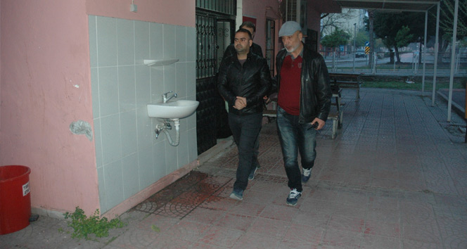 Adana merkezli 6 ilde FETÖ operasyonu: 16 öğretmen gözaltında