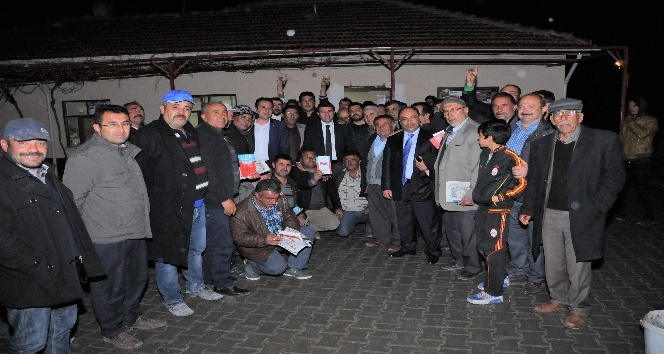 Milletvekili Salih Çetinkaya, köyünde referandumu anlattı