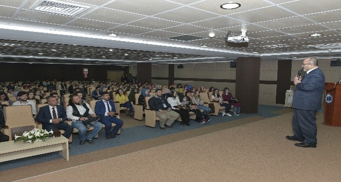 Karaman’da Muhsin Yazıcıoğlu’nu anma programı düzenlendi