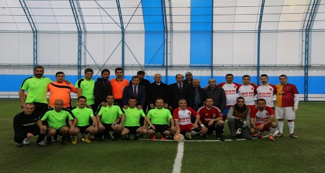 Erzincan’da kurumlar arası futbol müsabakaları başladı