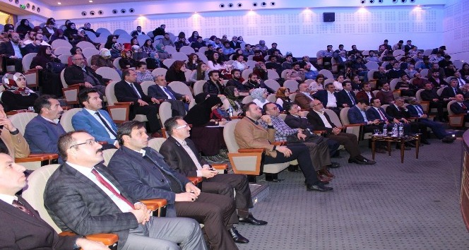 Yavilioğlu 25’inci konferansını Erzurum’da gerçekleştirdi
