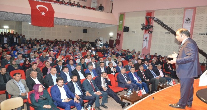 Saruhanlı’da Cumhurbaşkanlığı Hükümet Sistemi anlatıldı