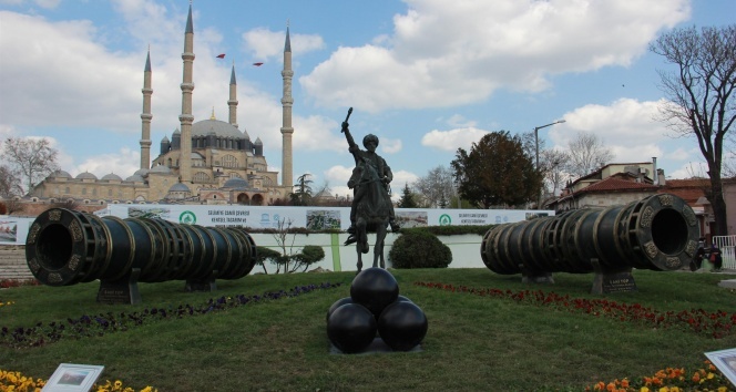 Selimiye’nin gölgesinde 585 yıllık bir destan