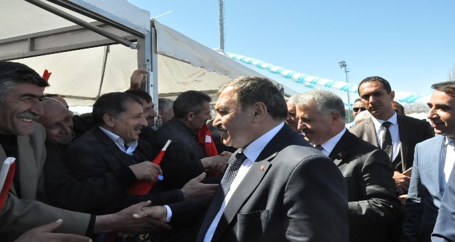 Bakan Arslan ve Eroğlu, Kars’ta 231 milyon liralık yatırımın temelini attı