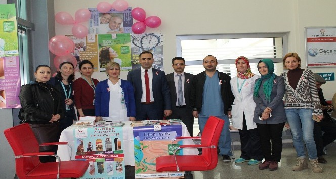 Karaman’da Kanser Haftası kapmasında “Bilgilendirme Standı” açıldı