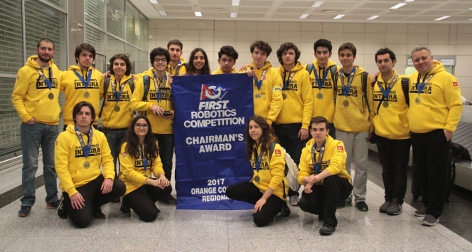 ABD’de robot yarışmasına katılan Türk öğrencilerden büyük başarı