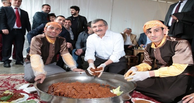 15 bin kişilik çiğ köfte şöleni başlıyor