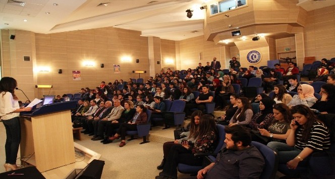 Uşak Üniversitesi Tıp Fakültesi Kanser Haftası etkinliği