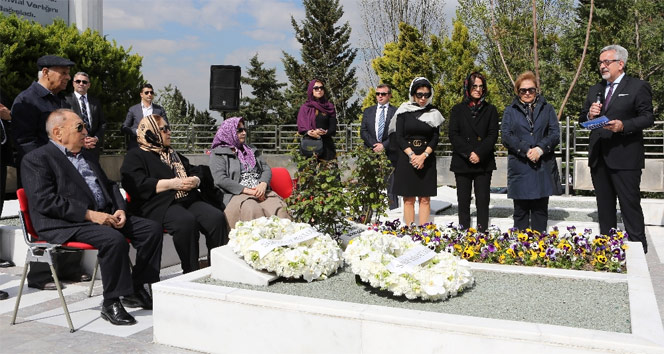 Sakıp Sabancı vefatının 13. yılında mezarı başında anıldı