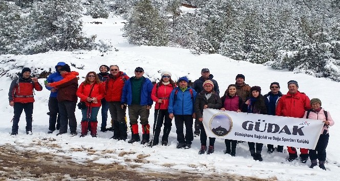 Gümüşhane ve Trabzonlu dağcılardan ortak yürüyüş