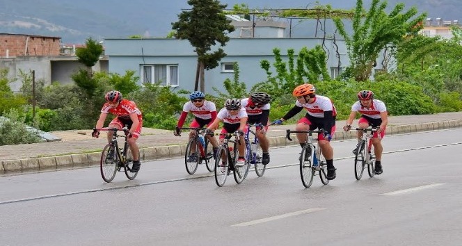 Osmaniye’de okullararası bisiklet yarışları sona erdi