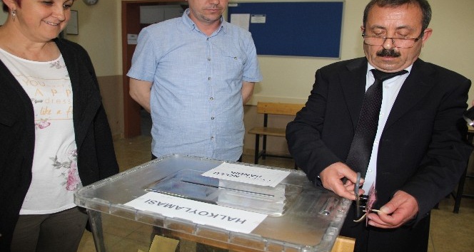 Edirne’de oy sayma işlemi sürüyor