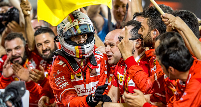 F1 Bahreyn Grand Prix 2017&#039;de birinci Sebastian Vettel