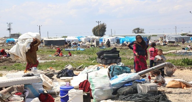 Mersin’de gerginliğin yaşandığı mahalledeki Suriyeliler tahliye edildi