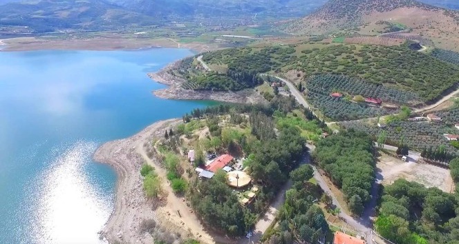 Afşar Barajı doğal güzelliğiyle dikkat çekiyor