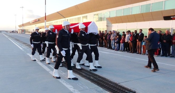 Şehit polis Murat Ködük’ün cenazesi Kütahya’ya getirildi