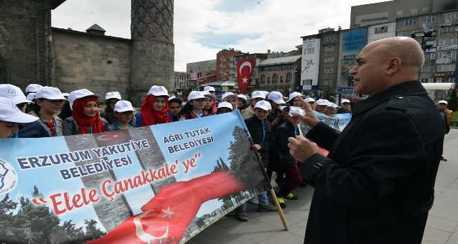 Yakutiye ve Tutak’tan 100 öğrenci Çanakkale gezisine gitti