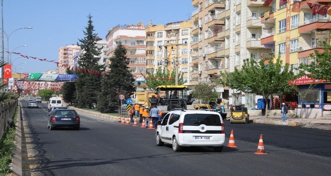 Büyükşehir tarihi İpekyolunun asfaltını revize ediyor
