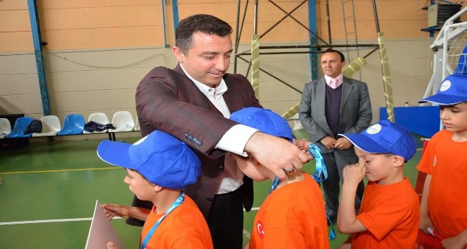 Bozüyük Belediyesi 23 Nisan Minikler Futsal Şenliği muhteşem final ile sona erdi