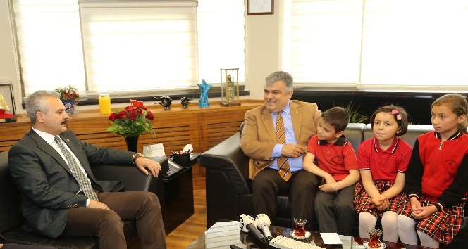 AK Parti’li Uysal’dan Başkan Özgüven’e ziyaret