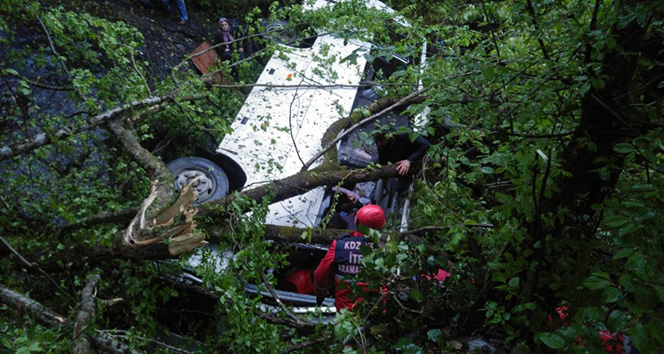 Zonguldak&#039;ta feci kaza: 10 ölü, 16 yaralı