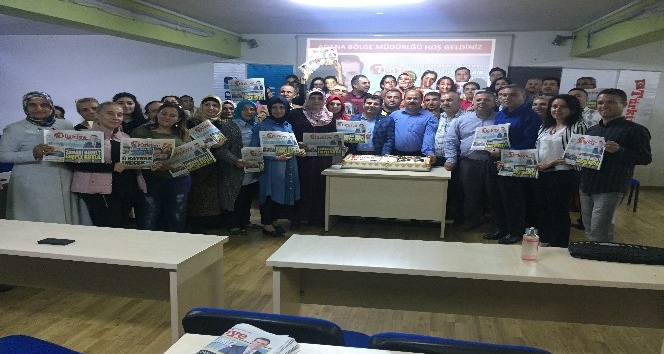 Adana Bölge çalışanları, Türkiye gazetesinin 48. yılını kutladı