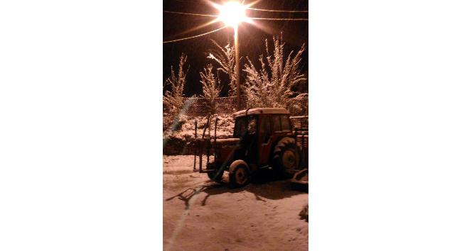 Dursunbey’de Kar Yağışı
