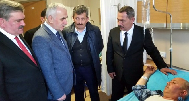 AK Parti Genel Başkan Yardımcısı Kaya, midibüs kazasında yaralananları ziyaret etti