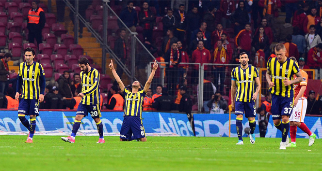 Derbi kralı Fenerbahçe