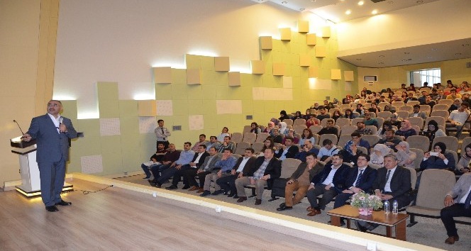 Harran Üniversitesinde medya ve ekran bağımlılığı semineri