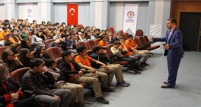 Büyükşehir’den öğrencilere TEOG semineri
