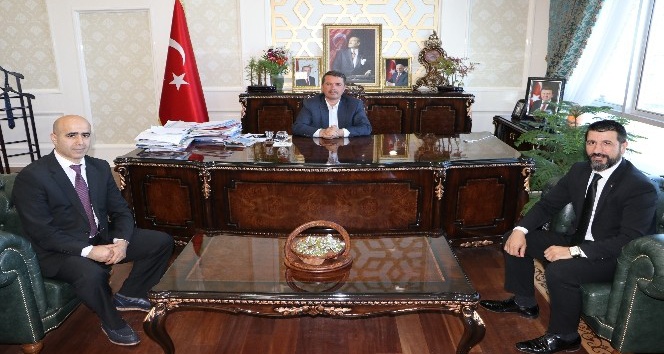 Başkan Okumuş: &quot;Türkoğlu’nun yatırımlarla çehresi hızla değişti&quot;