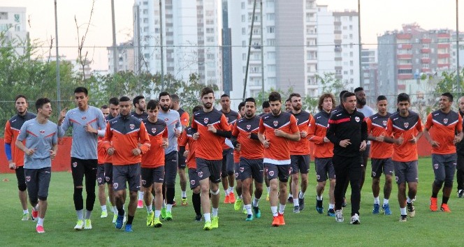 Adanaspor, Antalyaspor maçı hazırlıklarına başladı