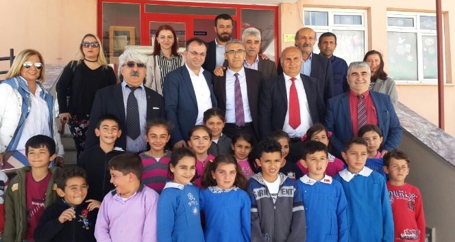 Ayeder Erzincan’da çocukları sevindirdi