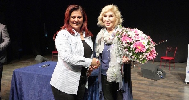 Başkan Çerçioğlu, yazar Ayşe Kulin’in imza gününe katıldı