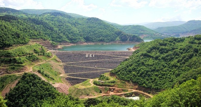 Topçam Barajı tam kapasite enerji üretiyor