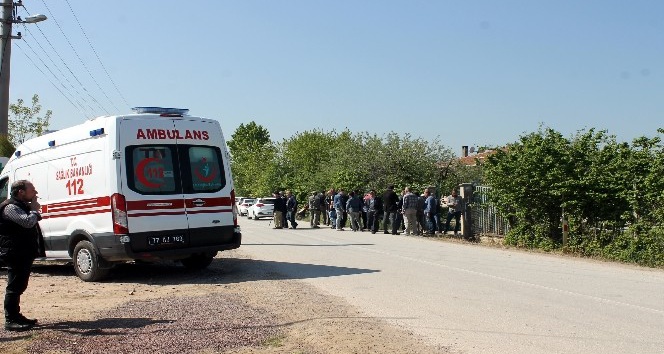 Çarptığı genci araziye atıp kaçtı