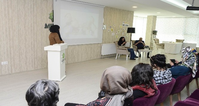 Meram’da aile seminerleri başladı