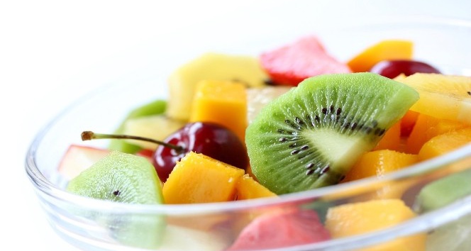 Meyve tüketirken porsiyonlara dikkat